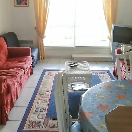Comfortable, 1-bedroom With A Furnished Terrace And Sea View * Arcachon