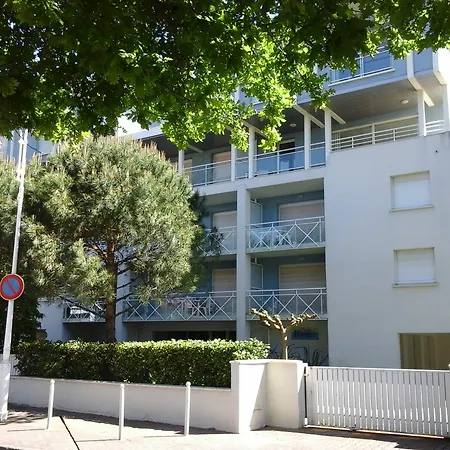 Apartment Comfortable, 1-bedroom With A Furnished Terrace And Sea View